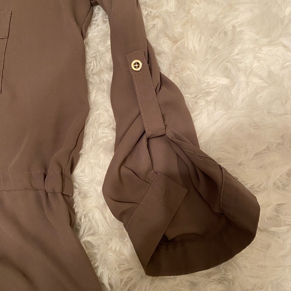 Tan dress - Picture 3 of 8